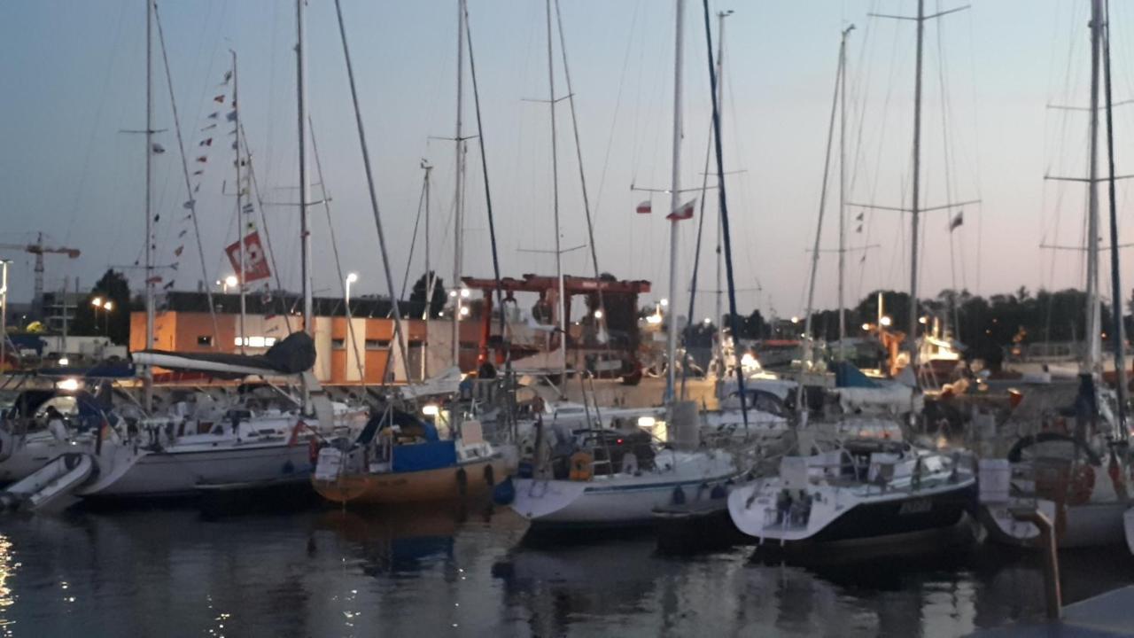 Ambrozja Dom Goscinny Kołobrzeg Buitenkant foto